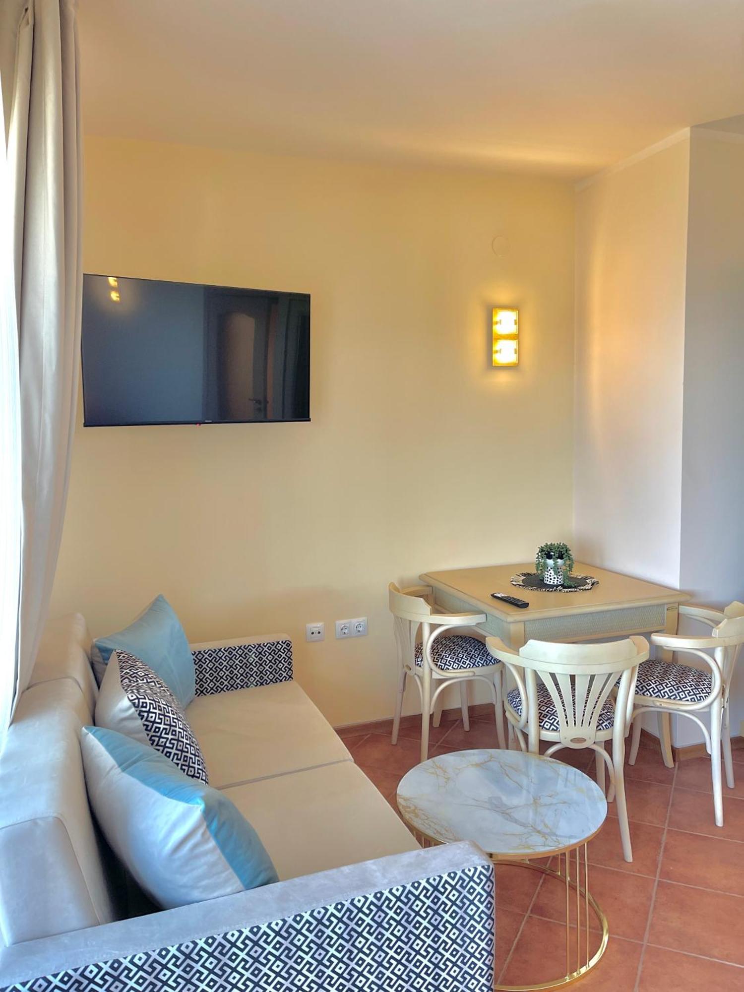 Sh Holidays & Health Beach-apartments *